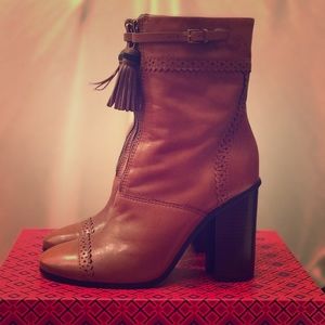 TORY BURCH Huxley 100mm Leather Runway Almond